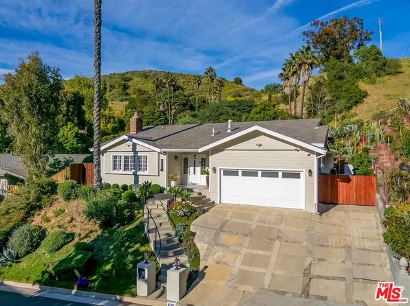 6561 Lakeridge Rd, Los Angeles, CA 90068