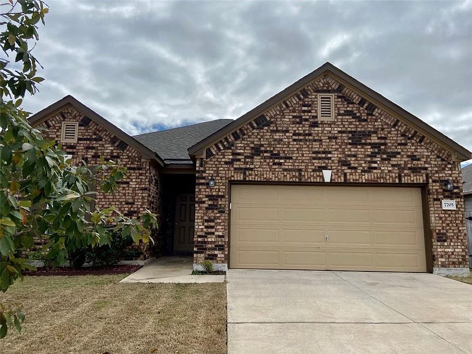 1st image of 7705 Lazy Creek Dr