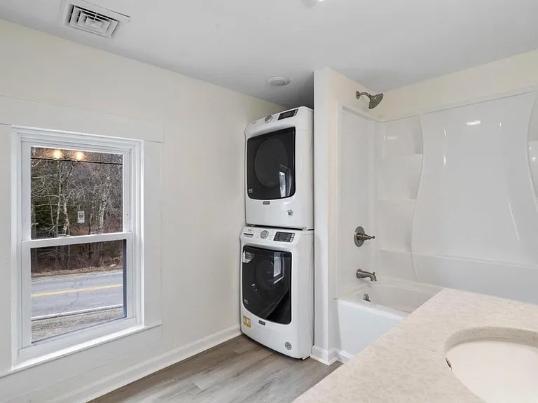 39 S Barnstead Rd #B — Photo 16