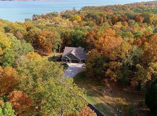 76 Eastview Ln, Murray, KY 42071