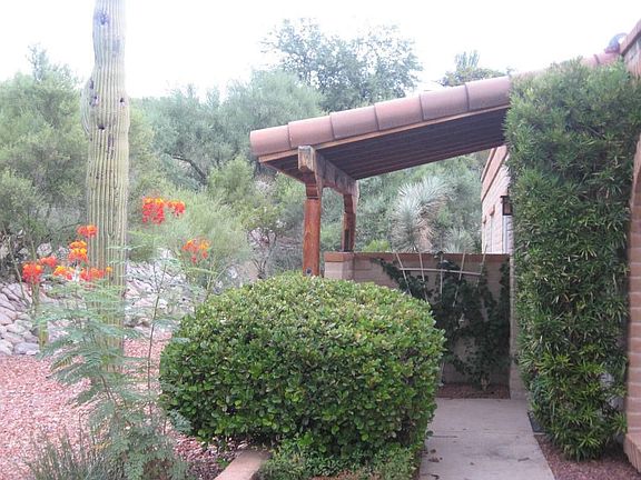 2nd image of 4735 N Paseo Tubutama
