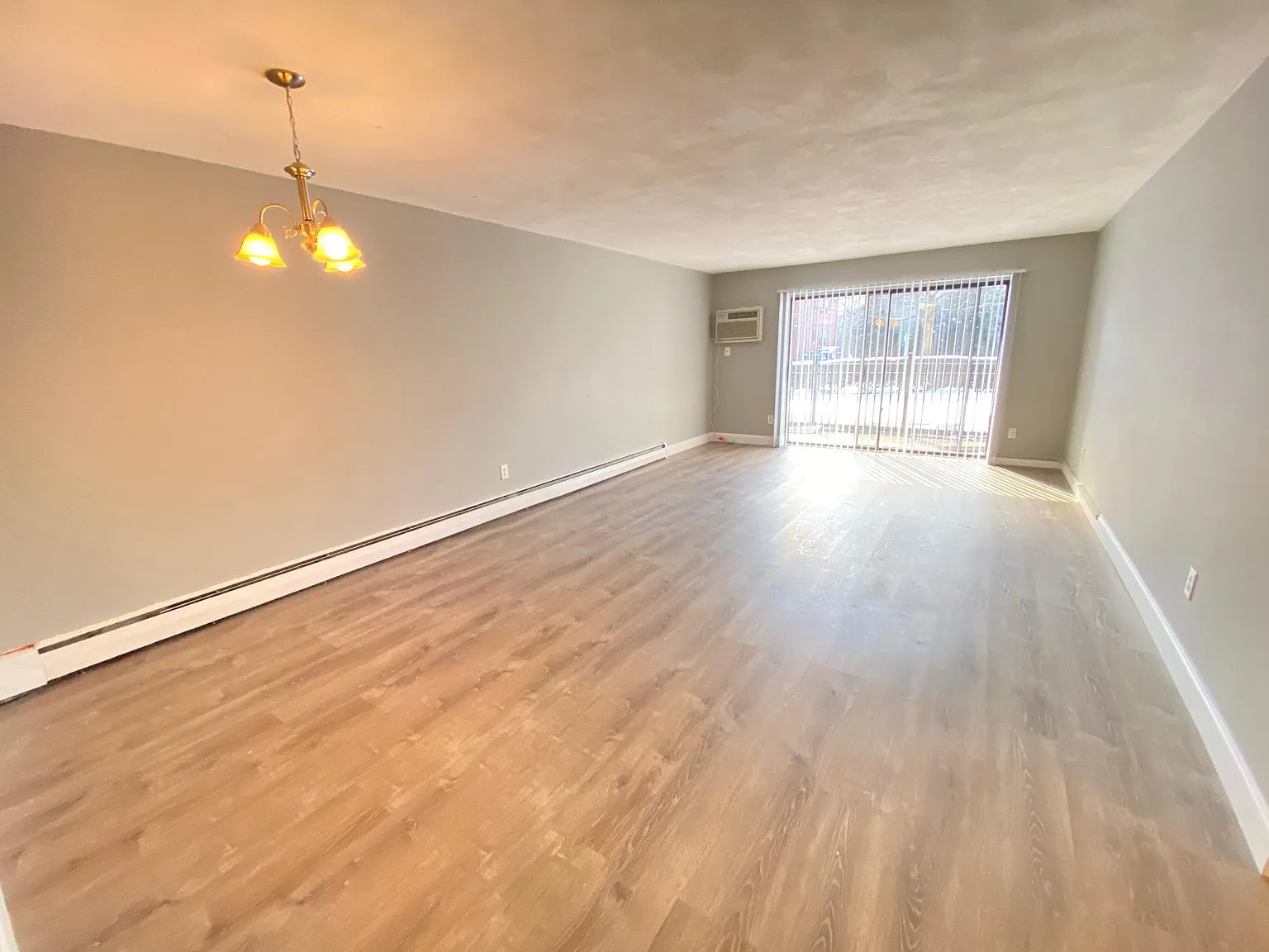 2 bed, $2,800 — Photo 4