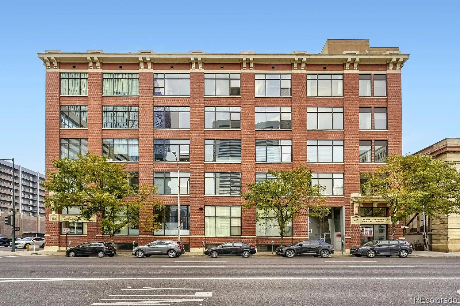 1 bed, 1.0 bath, 1091 sqft, $2,250 — Photo 2