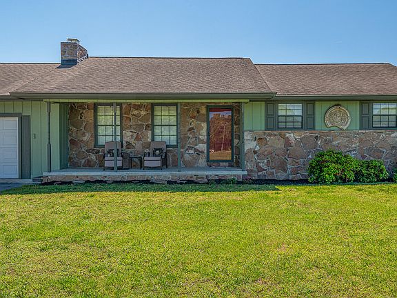 4th image of 532 Housley Cir