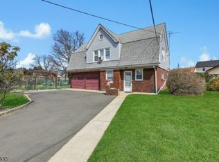 631 Chestnut St, Union, NJ 07083