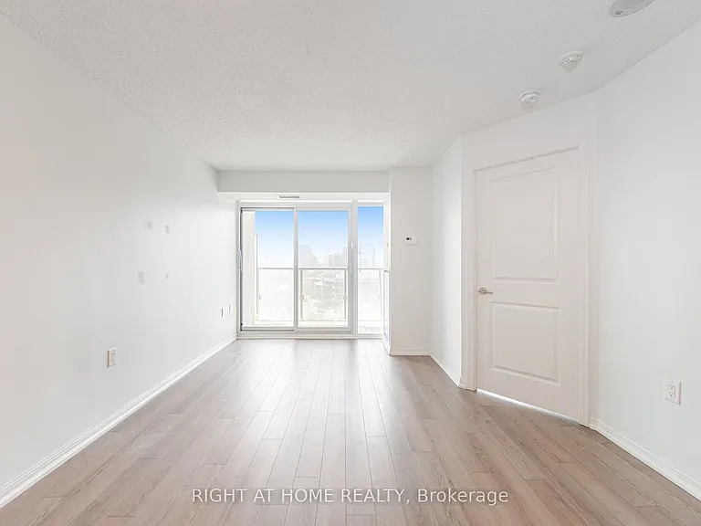 125 Western Battery Rd #1112 — Photo 15