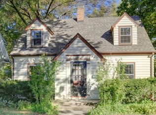 1210 W Daniel St, Champaign, IL 61821