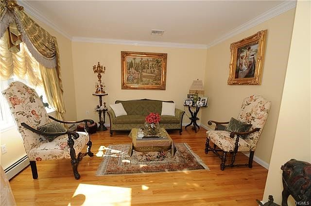 1st image of 13 Santiago Ave