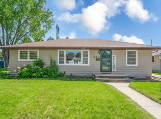 624 S Christine St, Appleton, WI 54915