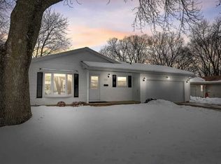 2302 Ravenswood Rd, Madison, WI 53711