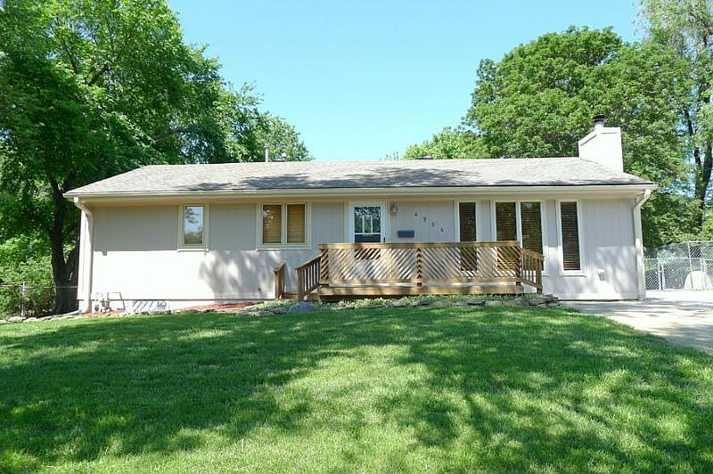 1st image of 4904 Hedges Ave