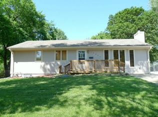 4904 Hedges Ave, Kansas City, MO 64133
