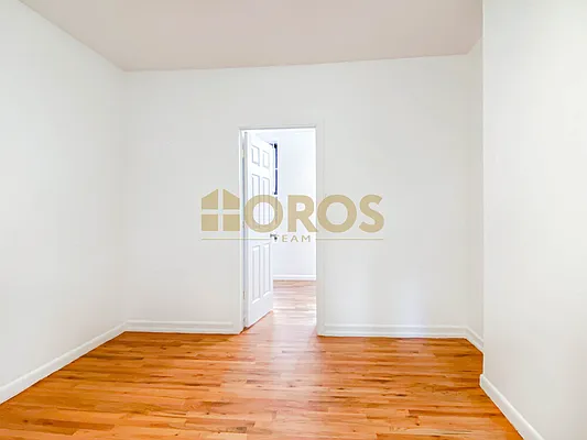 Rented by City Connections Realty | media 10