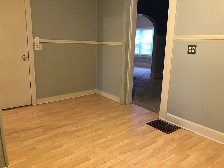 230 Polk St — Photo 4