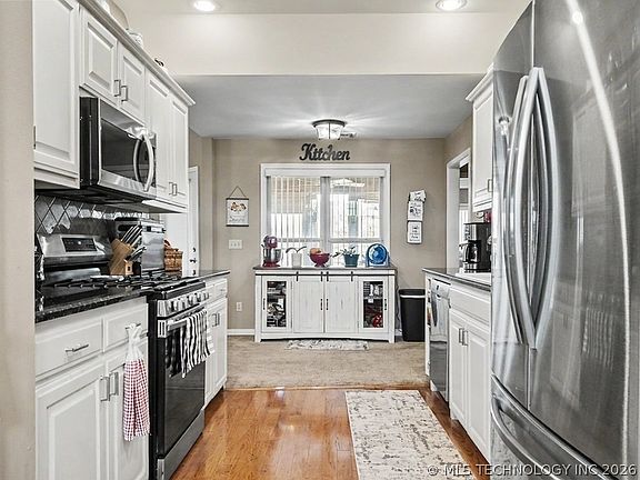5th image of 1510 Aspen Dr