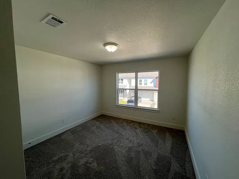1003 Allie Way — Photo 13