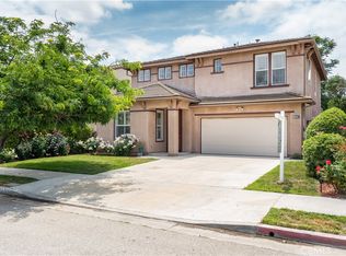 19520 Gifford St, Reseda, CA 91335