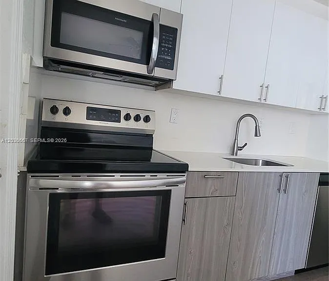 2150 SW 26th St #7 — Photo 13