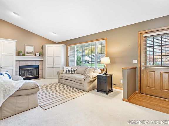 4th image of 8576 Eldora Dr SW