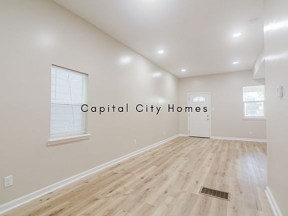 5th image of 2525 E 10th St