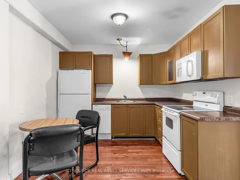25 West St #2 — Photo 7