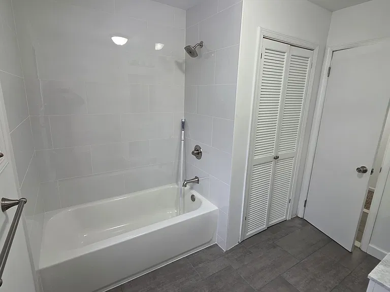 227 Madison Ave #1 — Photo 3