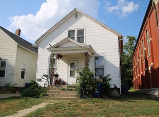 821 4th St, La Salle, IL 61301