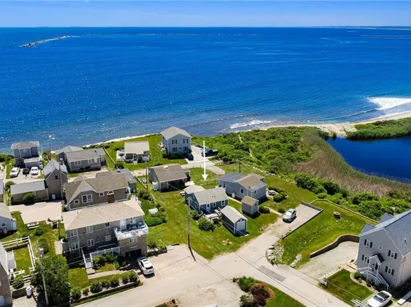 11 Woodruff St, Narragansett, RI 02882
