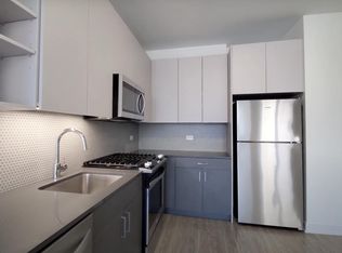 725 S Wells St #913, Chicago, IL 60607