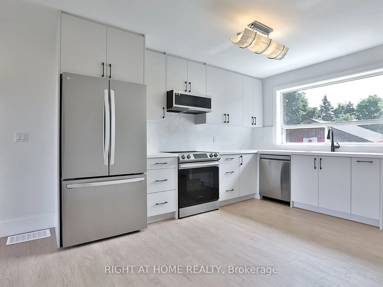 3 bed, $3,500 — Photo 4