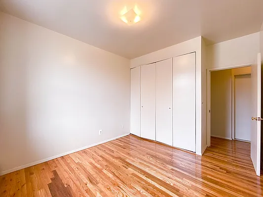 Rented by City Connections Realty | media 18