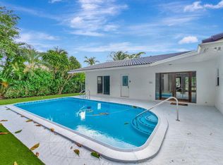 362 NW 6th Ct, Boca Raton, FL 33432