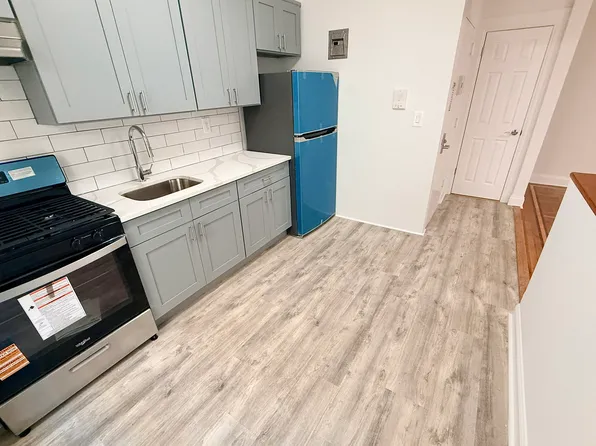 47-48 43rd Street image 2 of 29