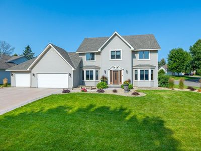 7474 Chesham Ln, Woodbury, MN, 55125