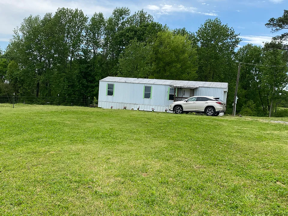 1726 County Road 803