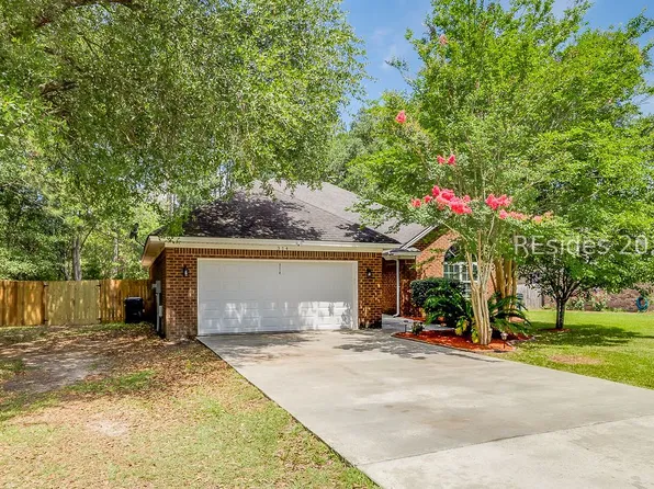 314 S Poplar St, Pembroke, GA 31321