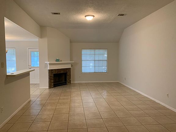 2nd image of 16919 Enchanted Cir W