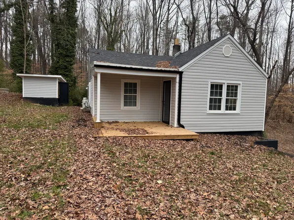 2206 Mountain Rd, Halifax, VA 24558