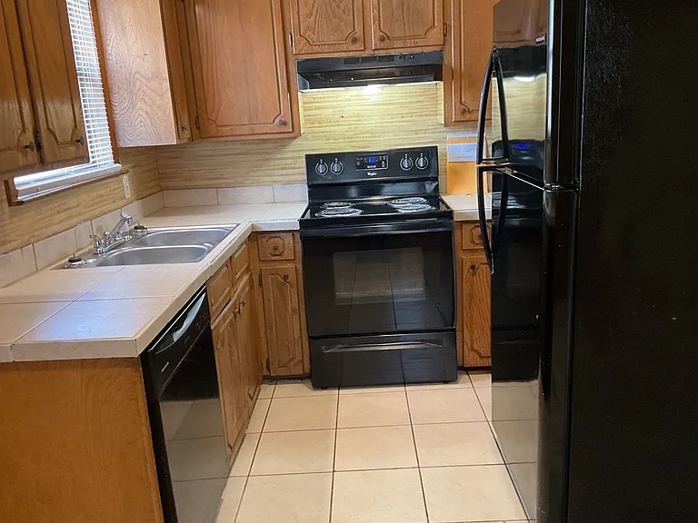 408 Tammy Lynn Dr — Photo 3