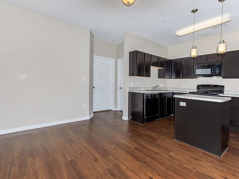 815 N Shary Blvd — Photo 14