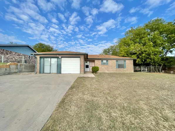 1404 Cross St, Copperas Cove, TX 76522