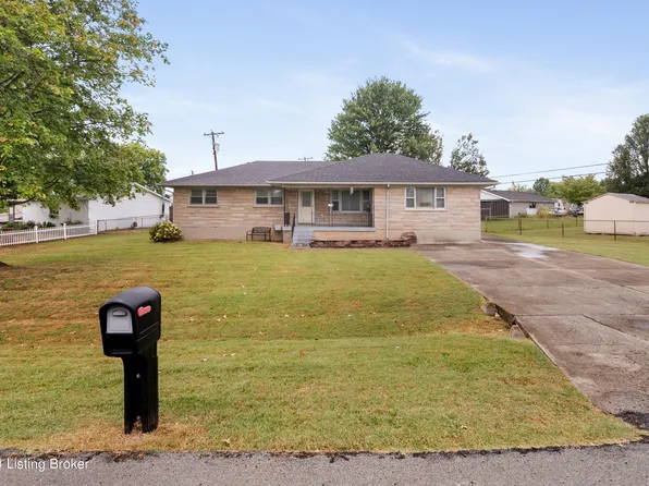 395 Lee Villa Cir, Shepherdsville, KY 40165