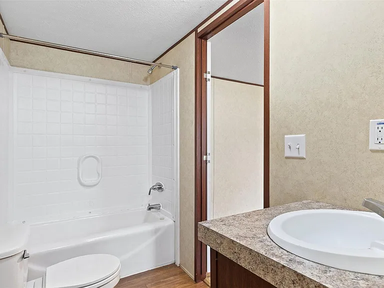 91 Maple Ln — Photo 7