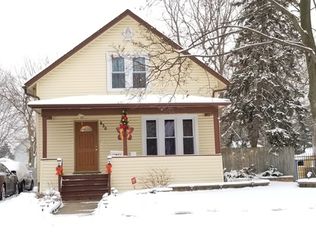 830 S 4th St, Aurora, IL 60505