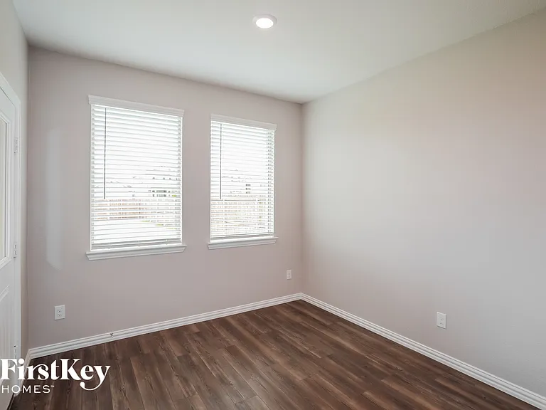 1222 Seurat Ct — Photo 11