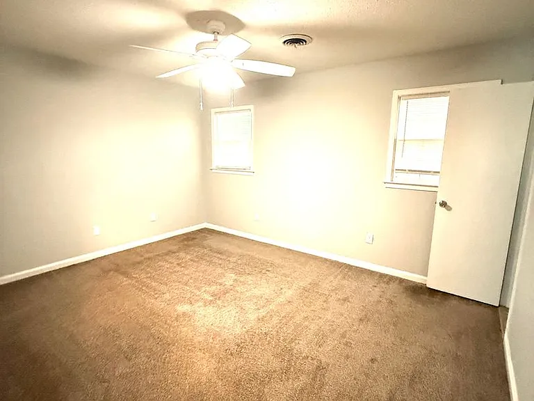 360 Oakwild Dr — Photo 11