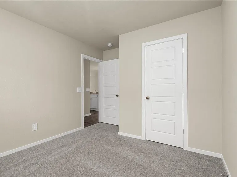 13591 Bay Springs Dr — Photo 20