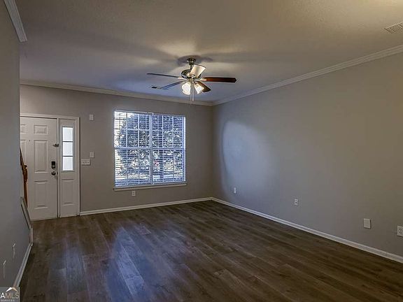 3rd image of 369 Pine Rd #1