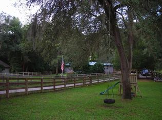 1826 Twin Oaks Dr, Deland, FL 32720
