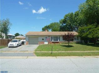 82 Holden Dr, New Castle, DE 19720